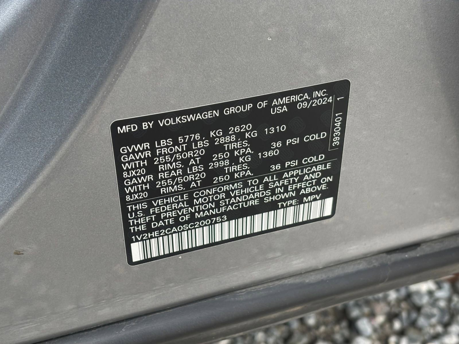 Used 2025 Volkswagen Atlas Cross Sport SE image 24