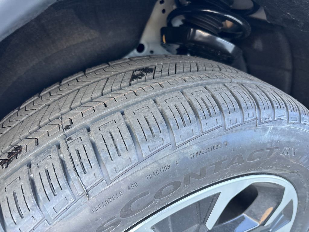 New 2026 Chevrolet Equinox LT w/ LPO, Floor Liner Package image 29