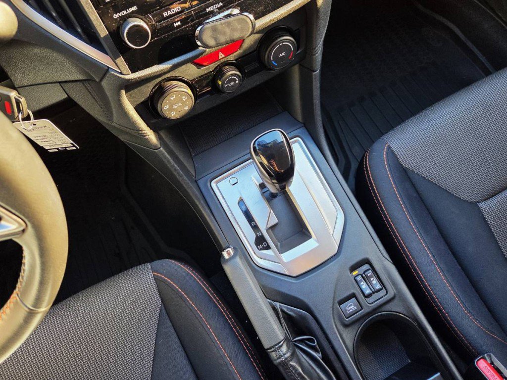 Used 2019 Subaru Crosstrek 2.0i Premium w/ Eyesight System image 17