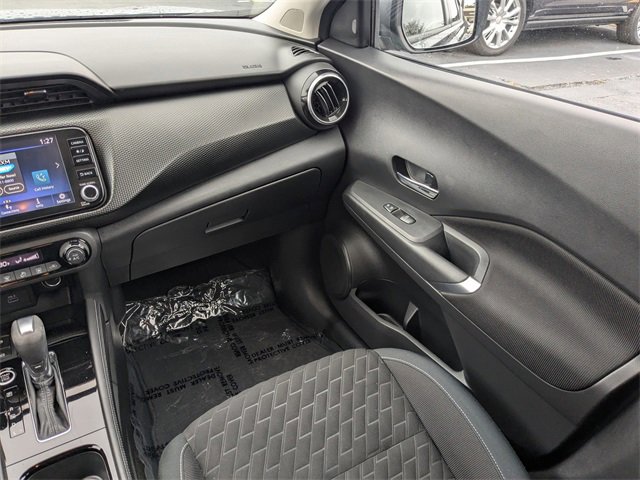 Used 2022 Nissan Kicks SV image 17