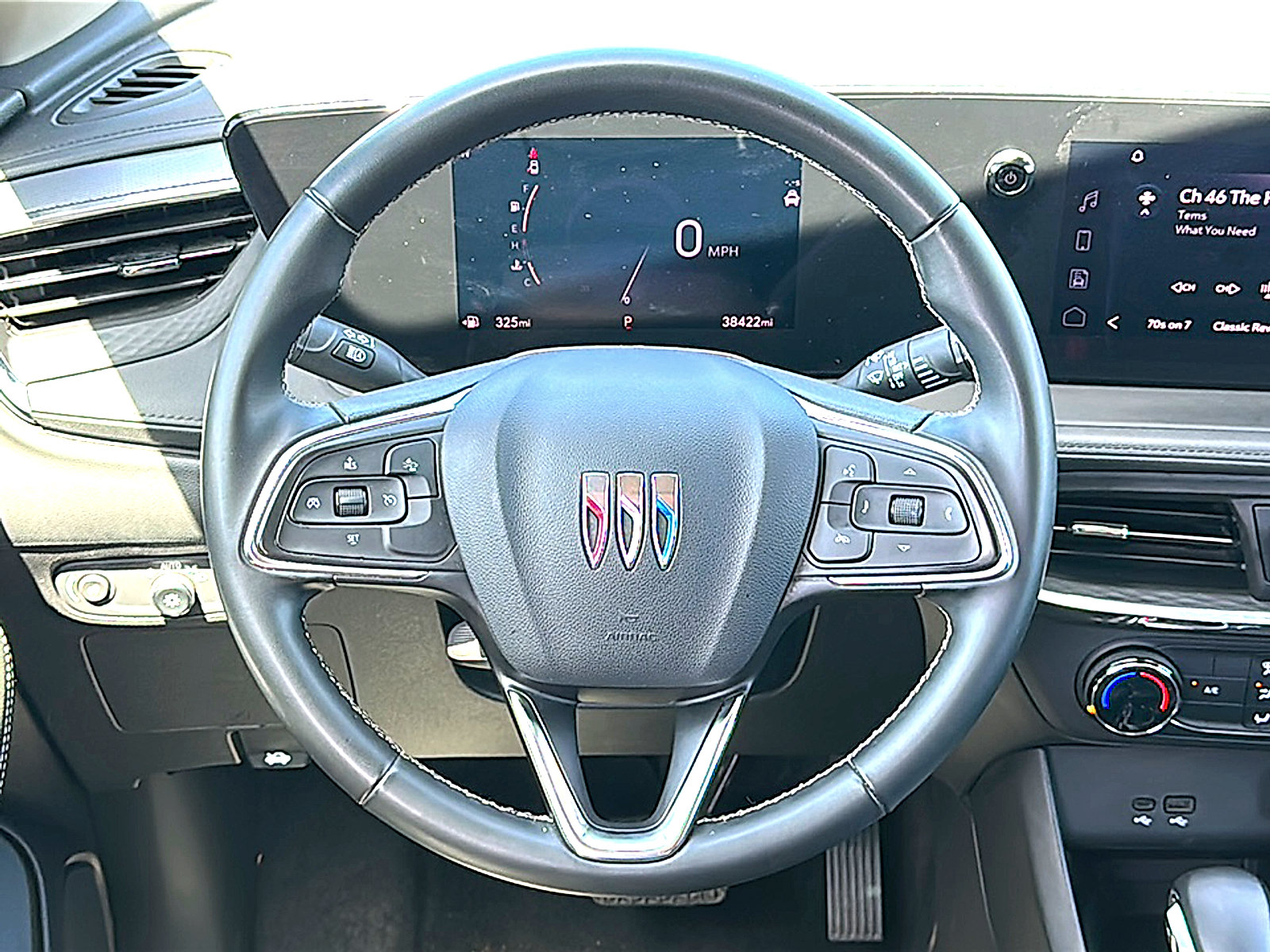 Used 2025 Buick Encore GX Preferred FWD image 28