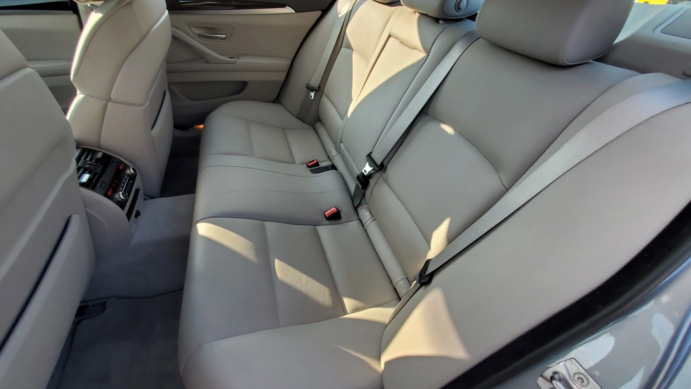 Used 2011 BMW 535i xDrive Sedan image 12