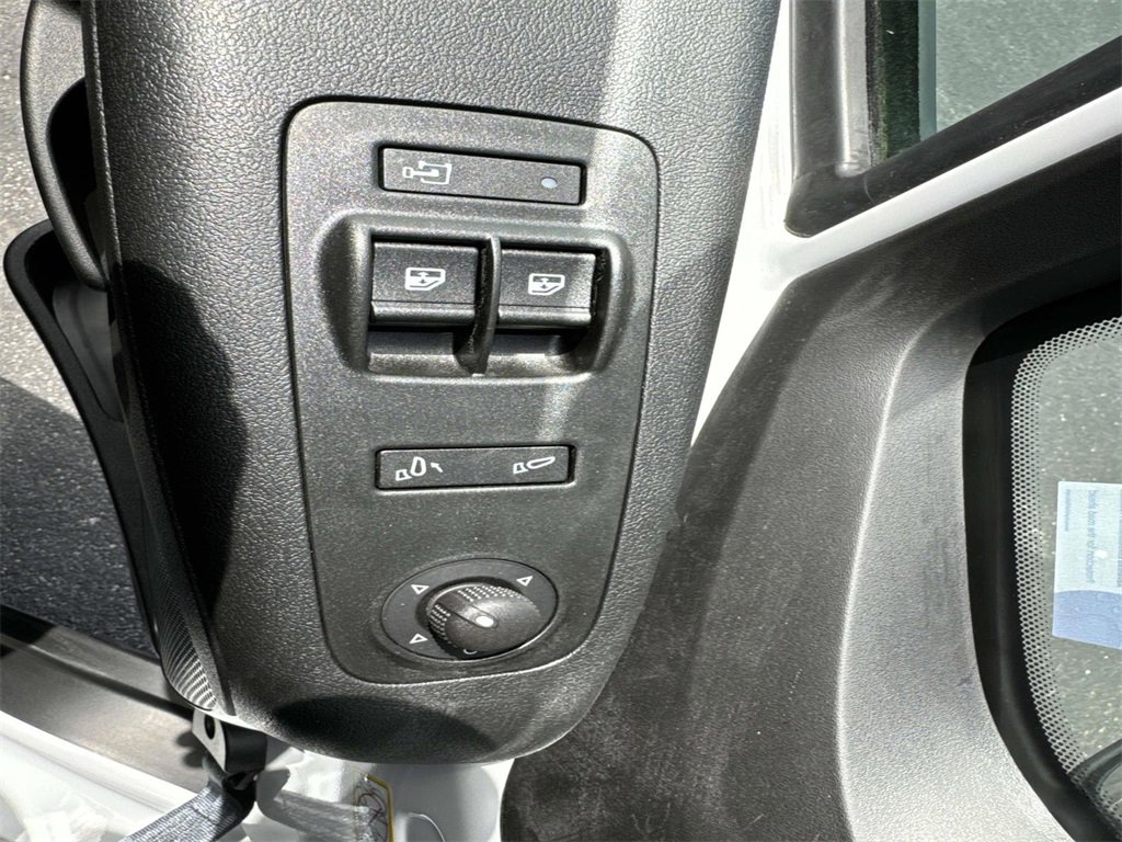 New 2024 RAM ProMaster 3500 w/ Convenience Group image 17