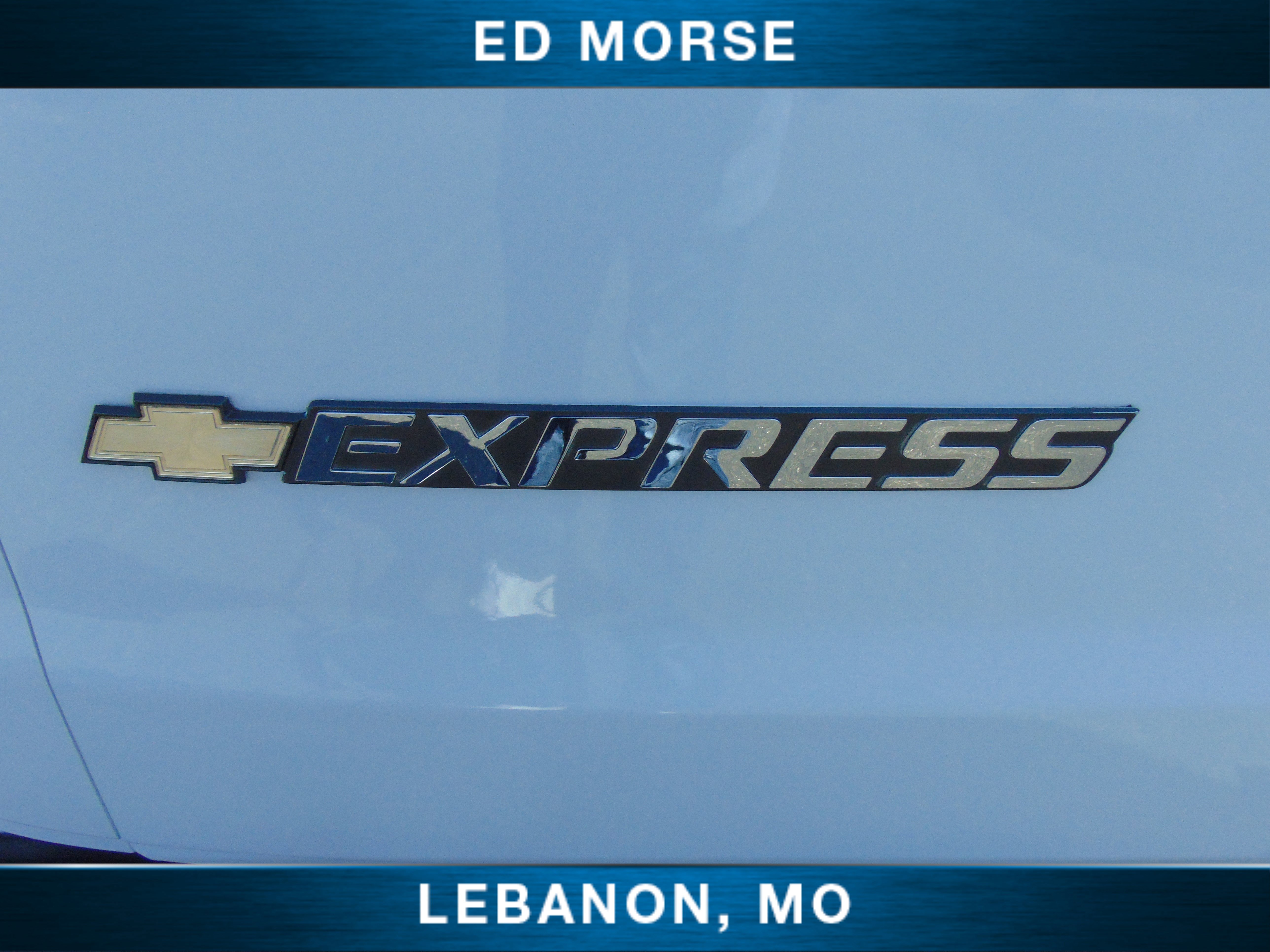 Used 2024 Chevrolet Express 2500 w/ Driver Convenience Package RWD image 27