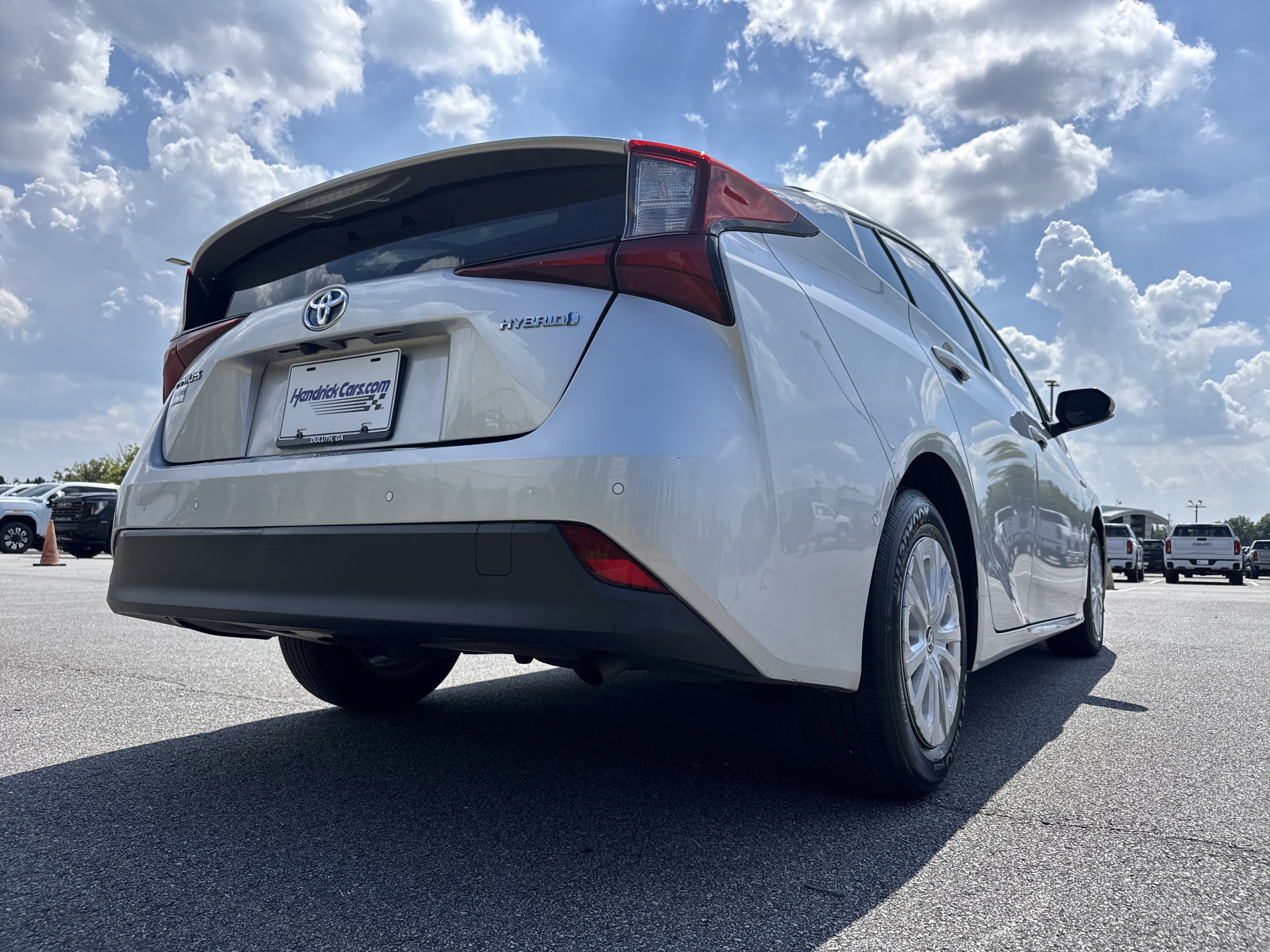 Used 2022 Toyota Prius LE FWD image 10