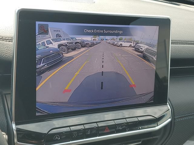New 2026 Jeep Compass Limited w/ Sun, Sound & Navigation Group AWD/4WD image 28