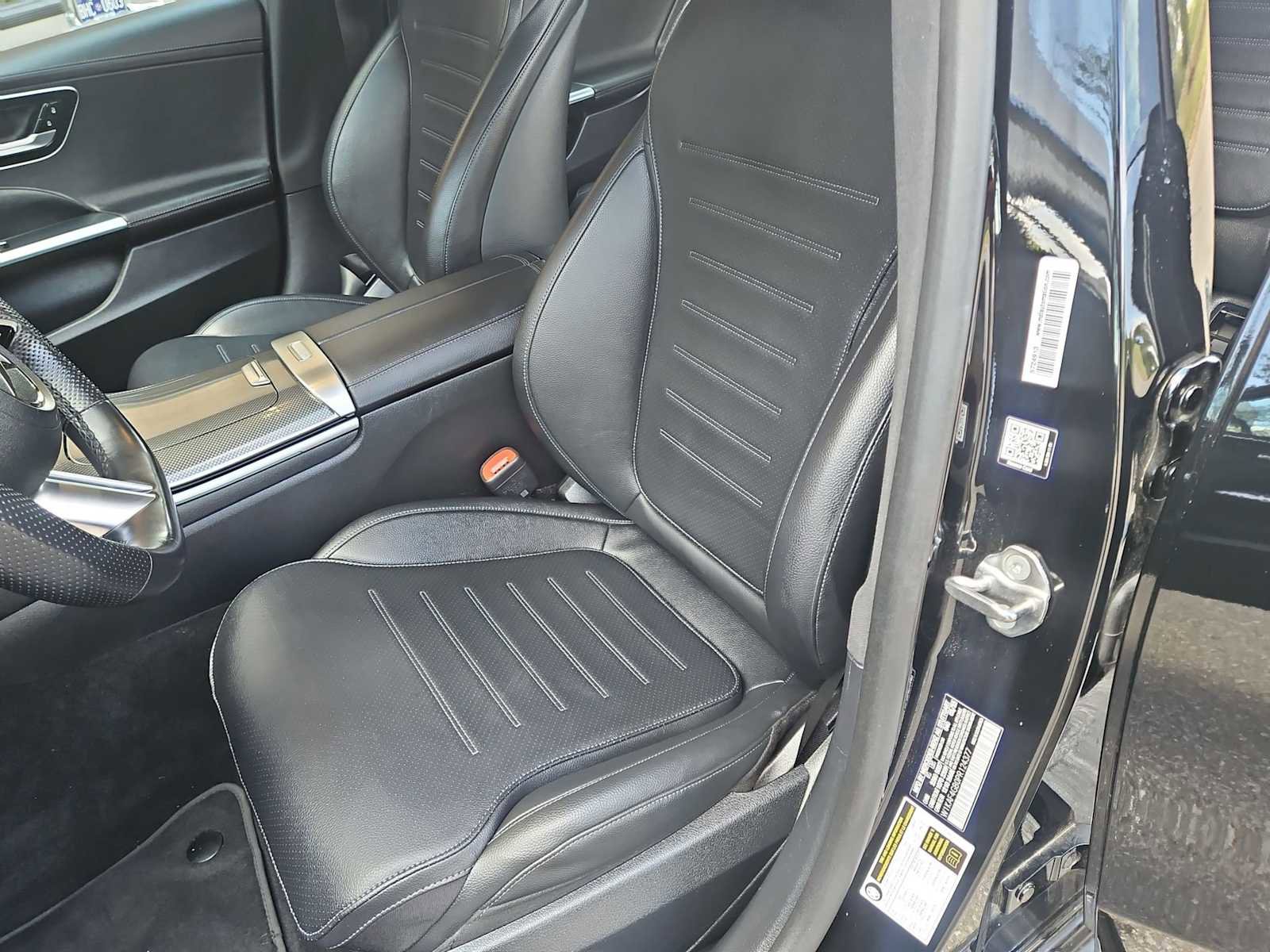 Used 2023 Mercedes-Benz C 300 Sedan image 16