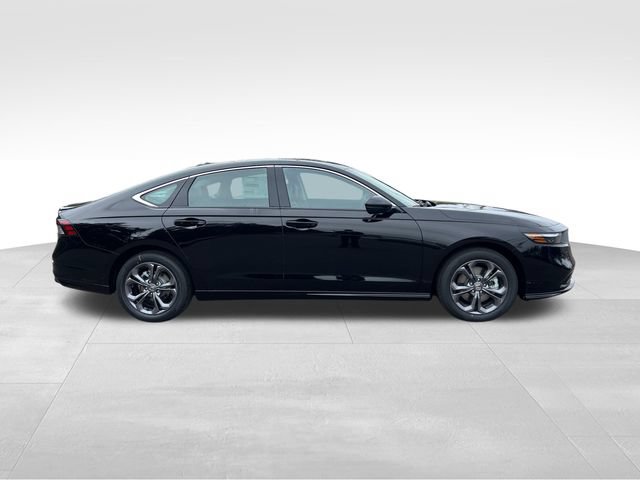 New 2026 Honda Accord EX-L image 9