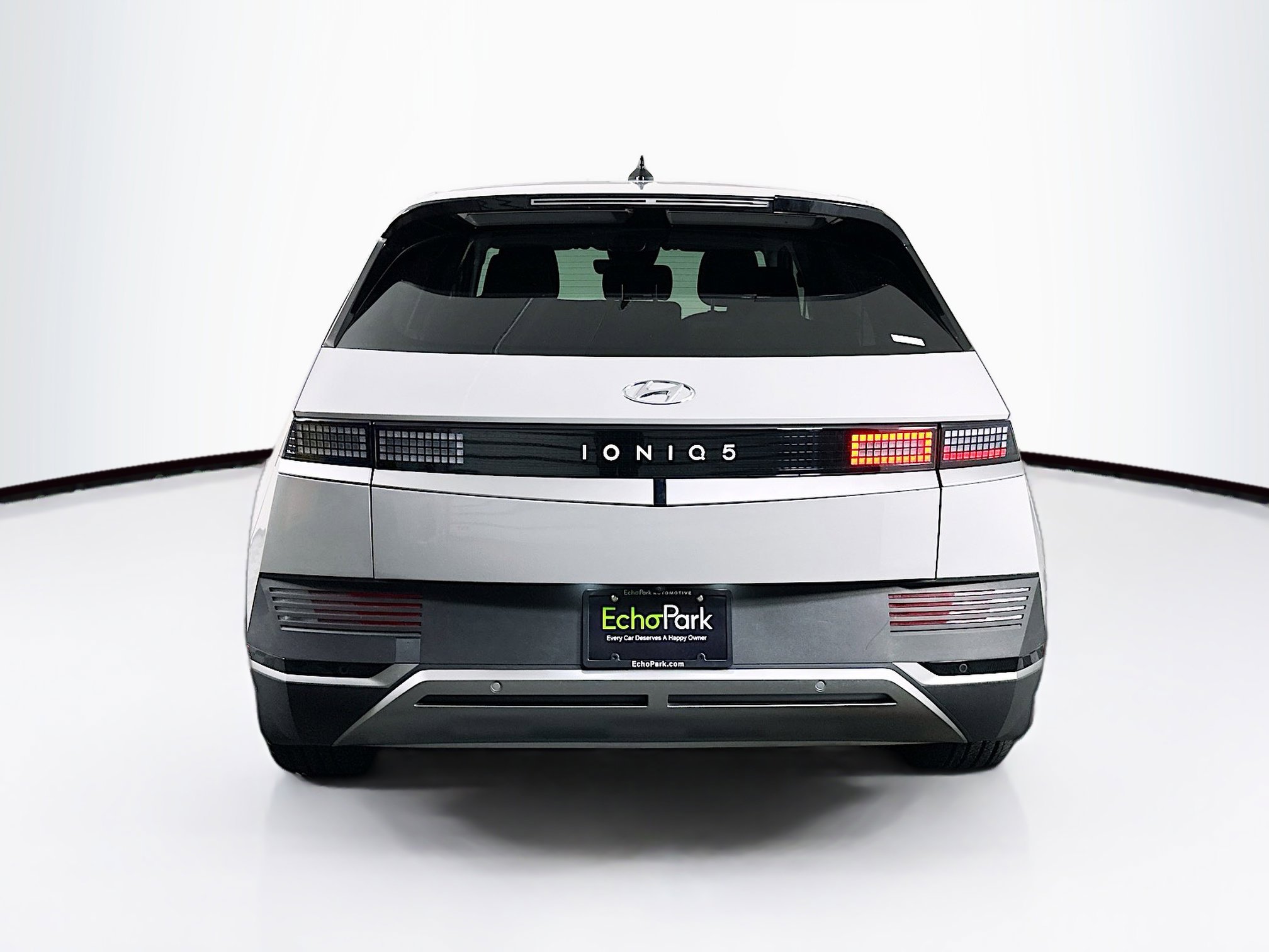 Used 2024 Hyundai Ioniq 5 SE image 7