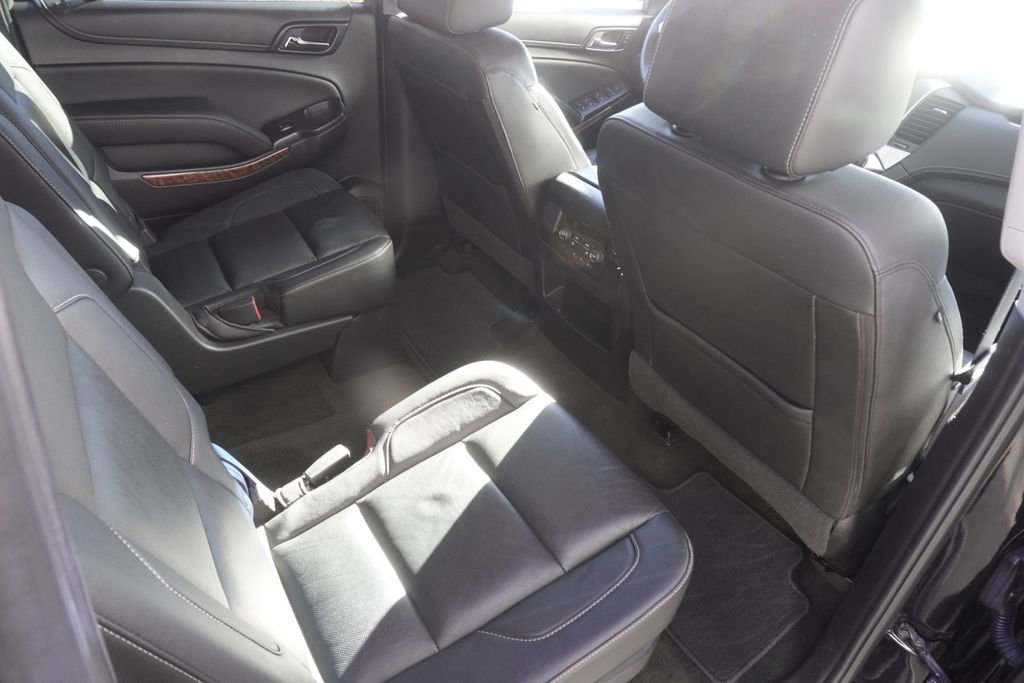 Used 2017 Chevrolet Suburban Premier image 26