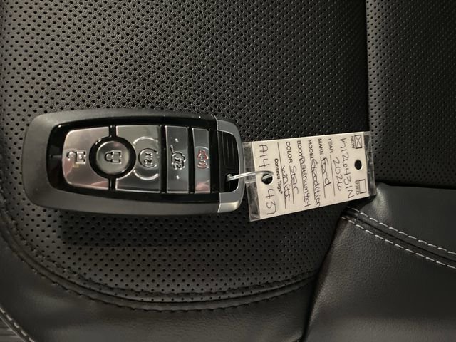 New 2026 Ford Expedition Platinum image 27