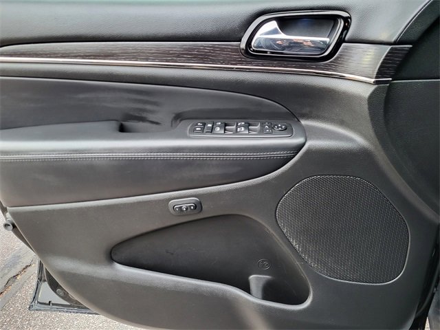 Used 2019 Jeep Grand Cherokee High Altitude image 3