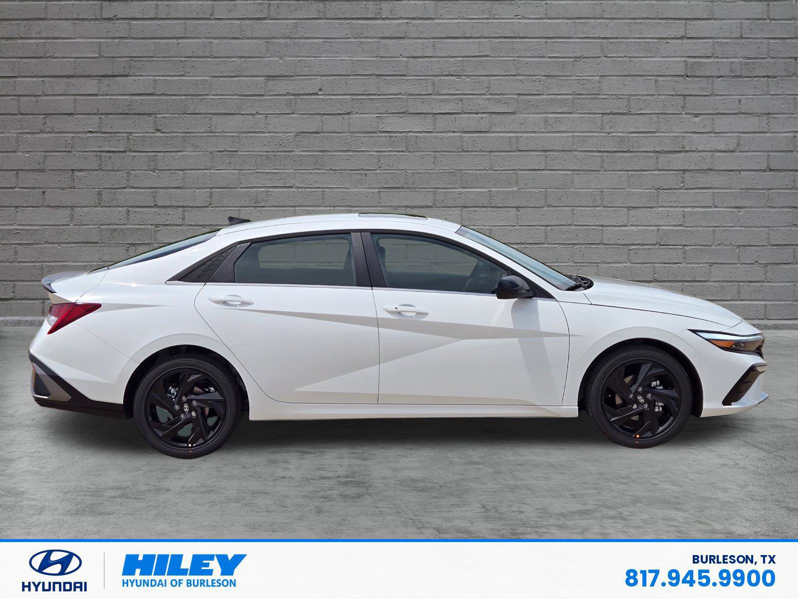 New 2026 Hyundai Elantra SEL Sport Premium FWD image 3