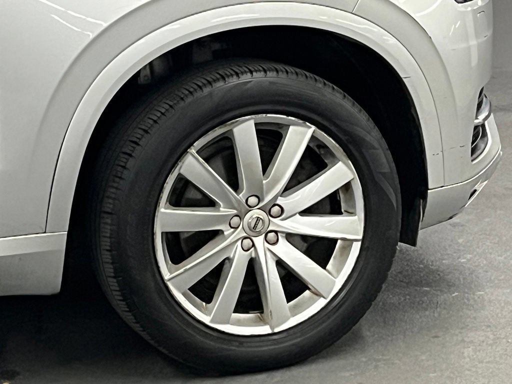 Used 2016 Volvo XC90 T6 Momentum w/ Momentum Plus Package AWD/4WD image 39