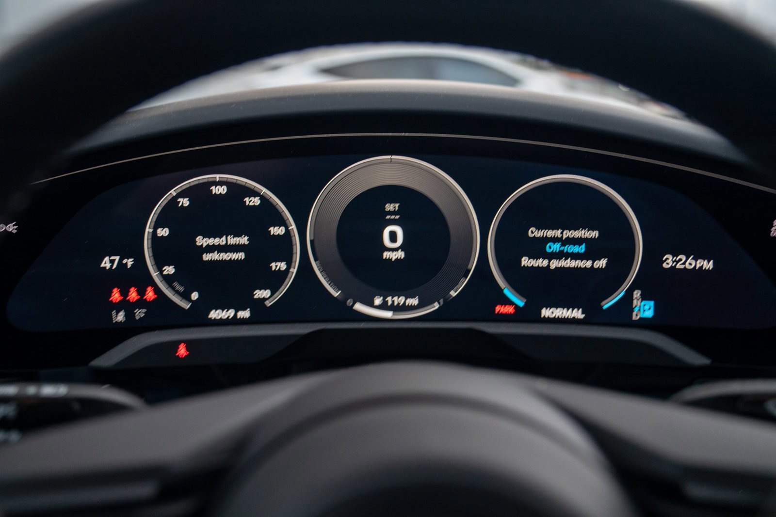 Certified 2025 Porsche Taycan image 15