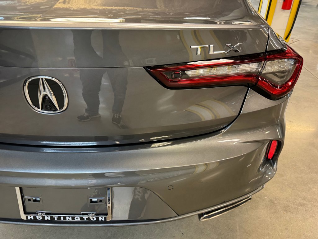 New 2025 Acura TLX w/ Technology Package image 15