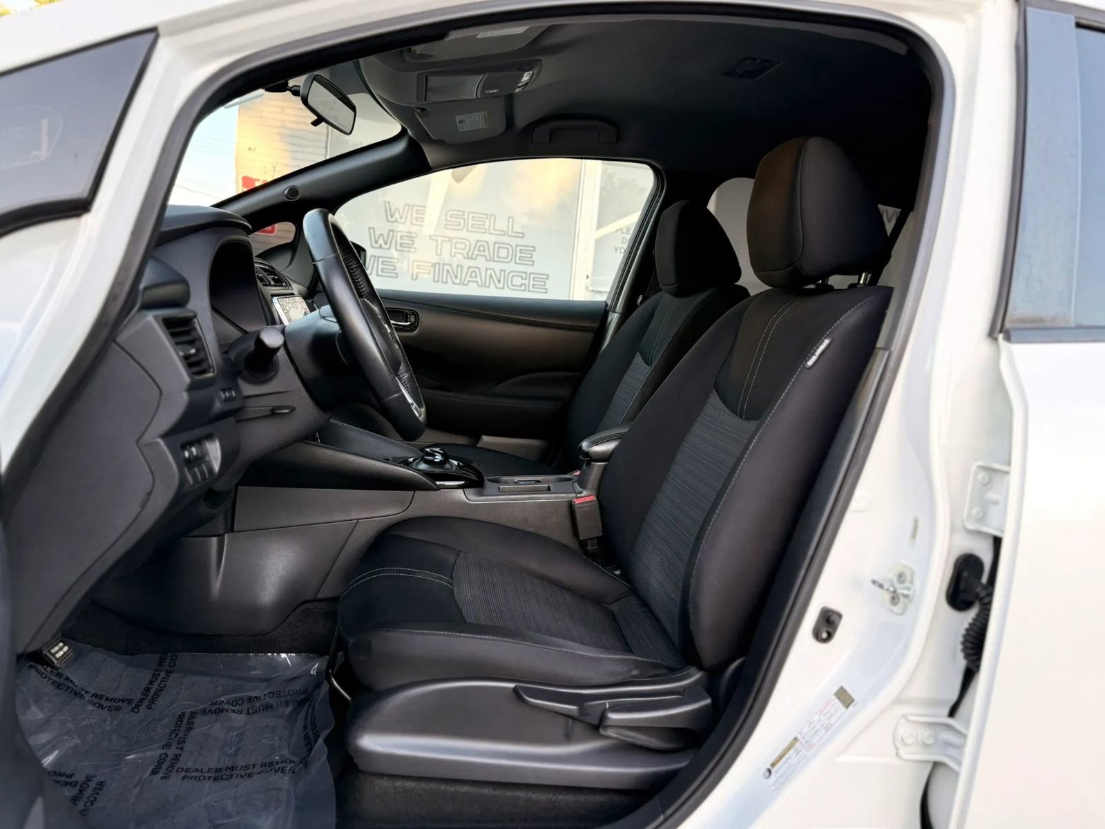 Used 2019 Nissan Leaf SV Plus w/ Protection Package FWD image 19