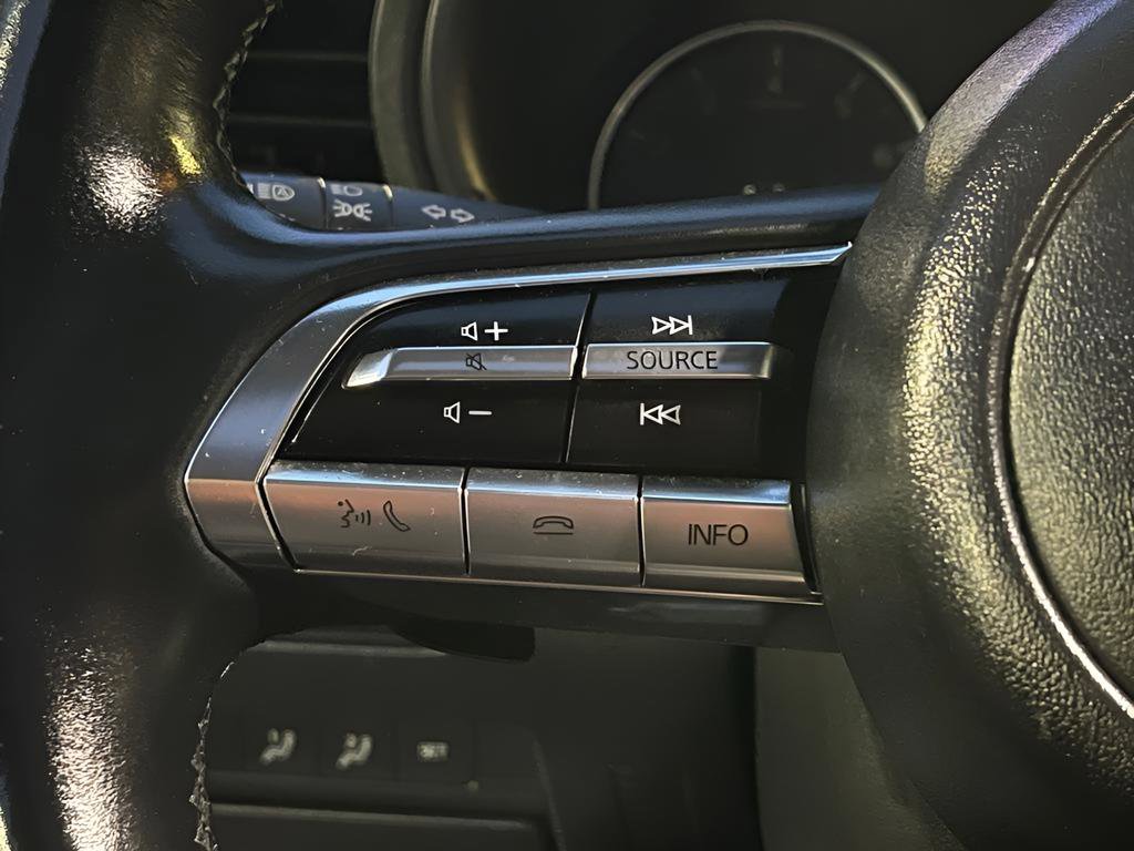 Used 2023 MAZDA MAZDA3 s image 15