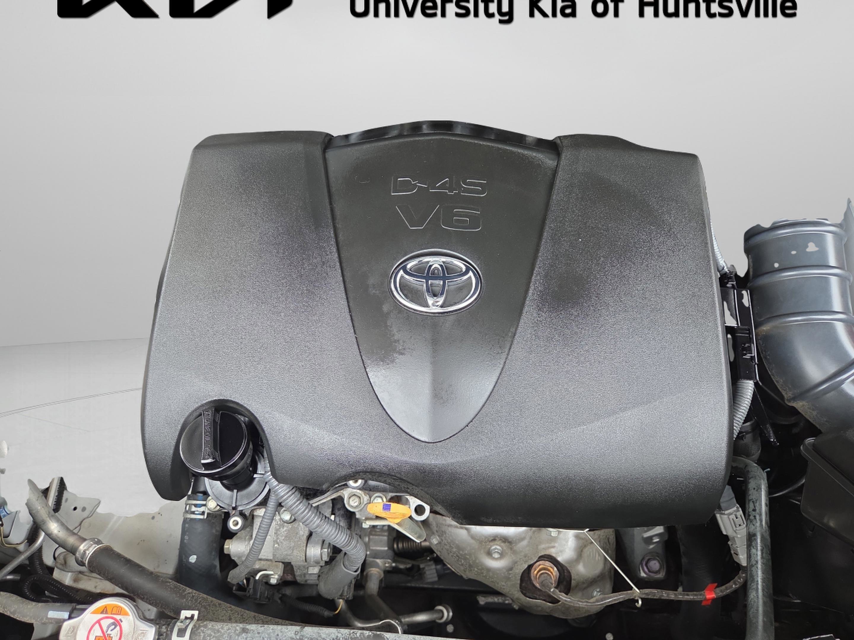 Used 2022 Toyota Highlander L image 3