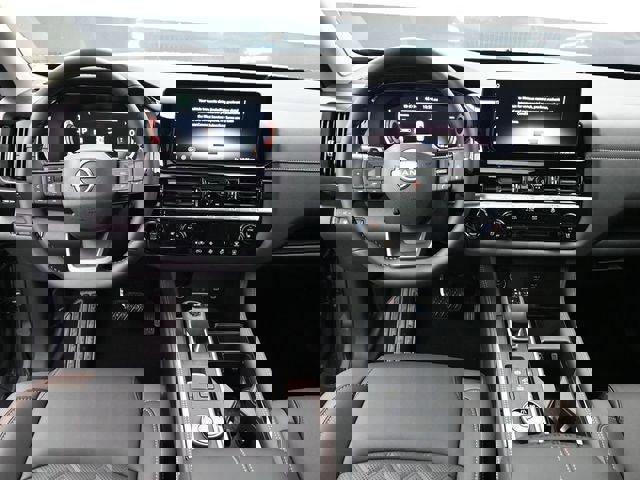 New 2026 Nissan Pathfinder Platinum image 11