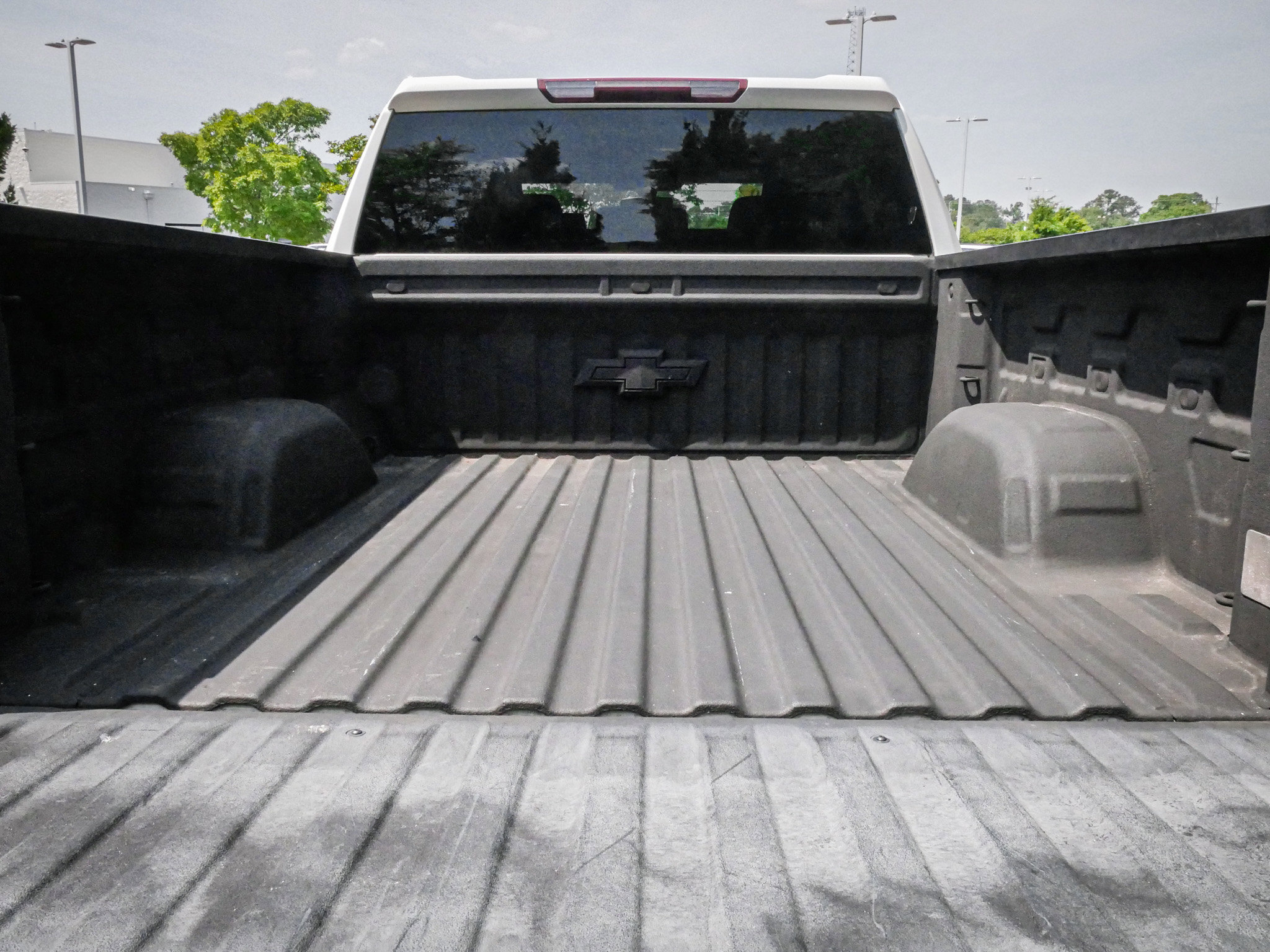 Used 2020 Chevrolet Silverado 1500 Custom w/ Custom Value Package AWD/4WD image 30