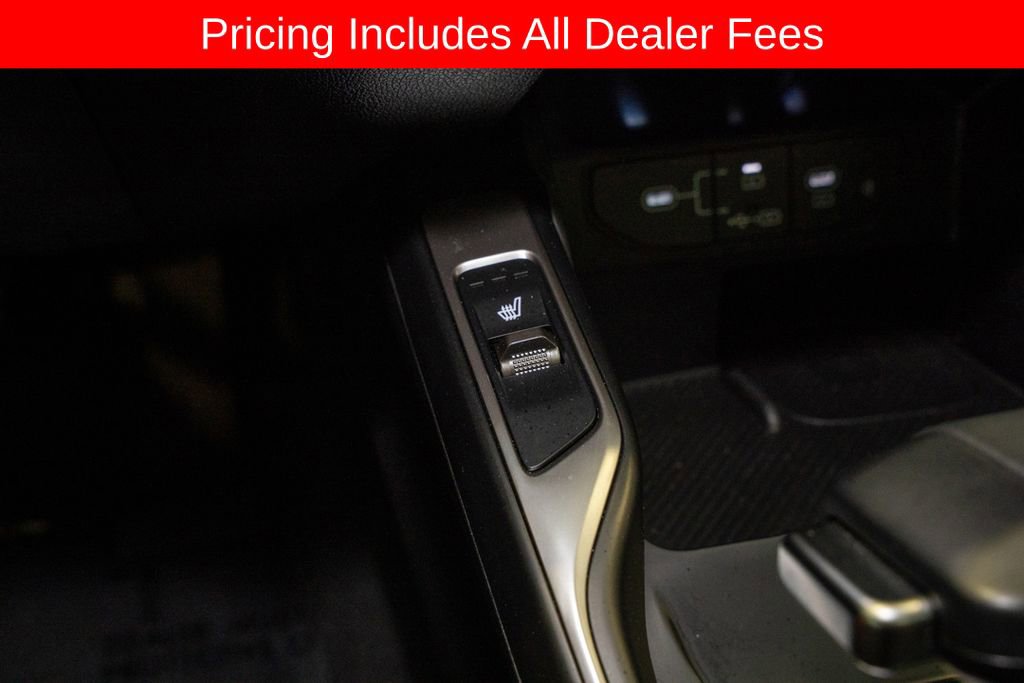Used 2025 Kia Sorento S w/ Panoramic Sunroof Package FWD image 17