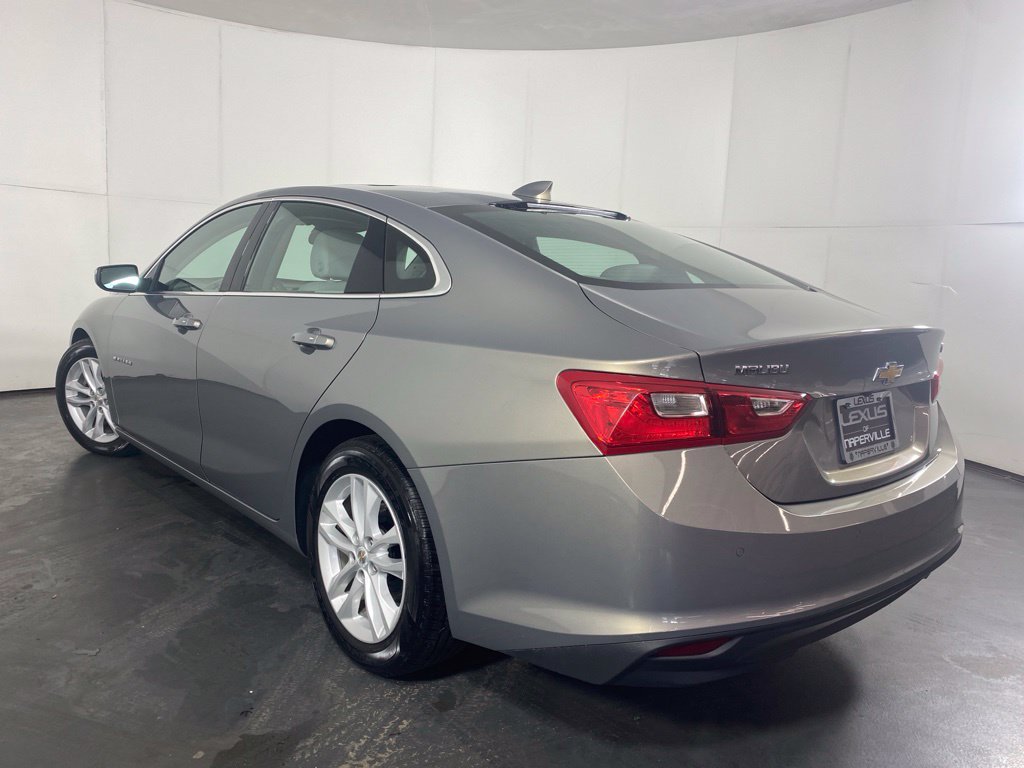 Used 2017 Chevrolet Malibu Hybrid w/ Leather Package FWD image 8
