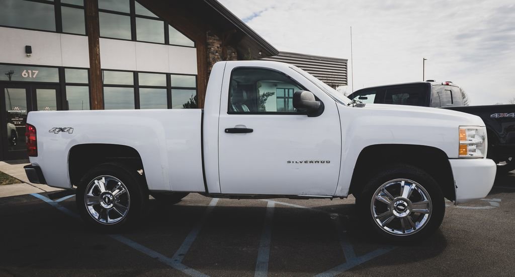 Used 2013 Chevrolet Silverado 1500 W/T image 18