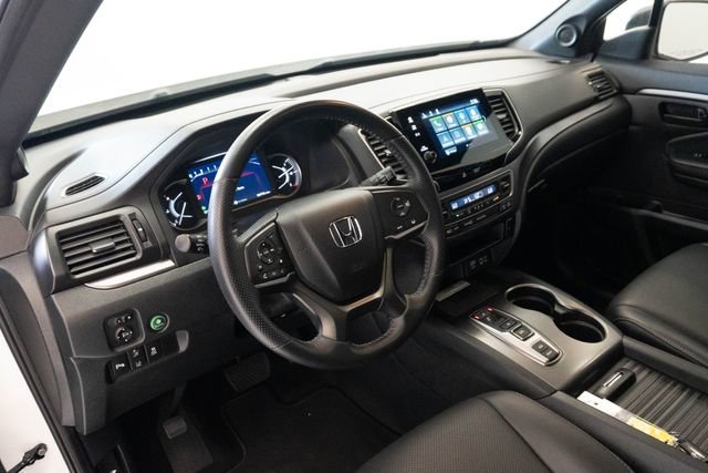 Used 2023 Honda Passport EX-L image 3