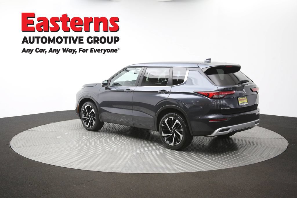 Used 2024 Mitsubishi Outlander SE FWD image 65