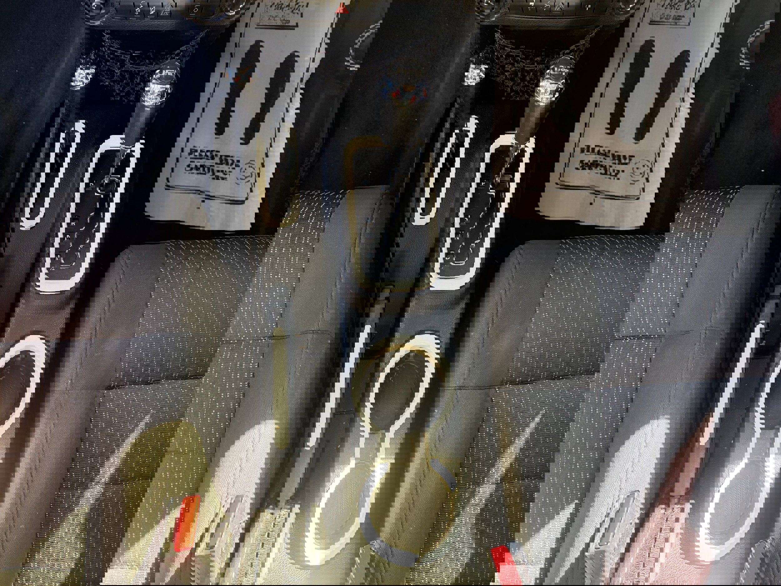 Used 2012 Jeep Wrangler Unlimited Rubicon w/ Connectivity Group image 13