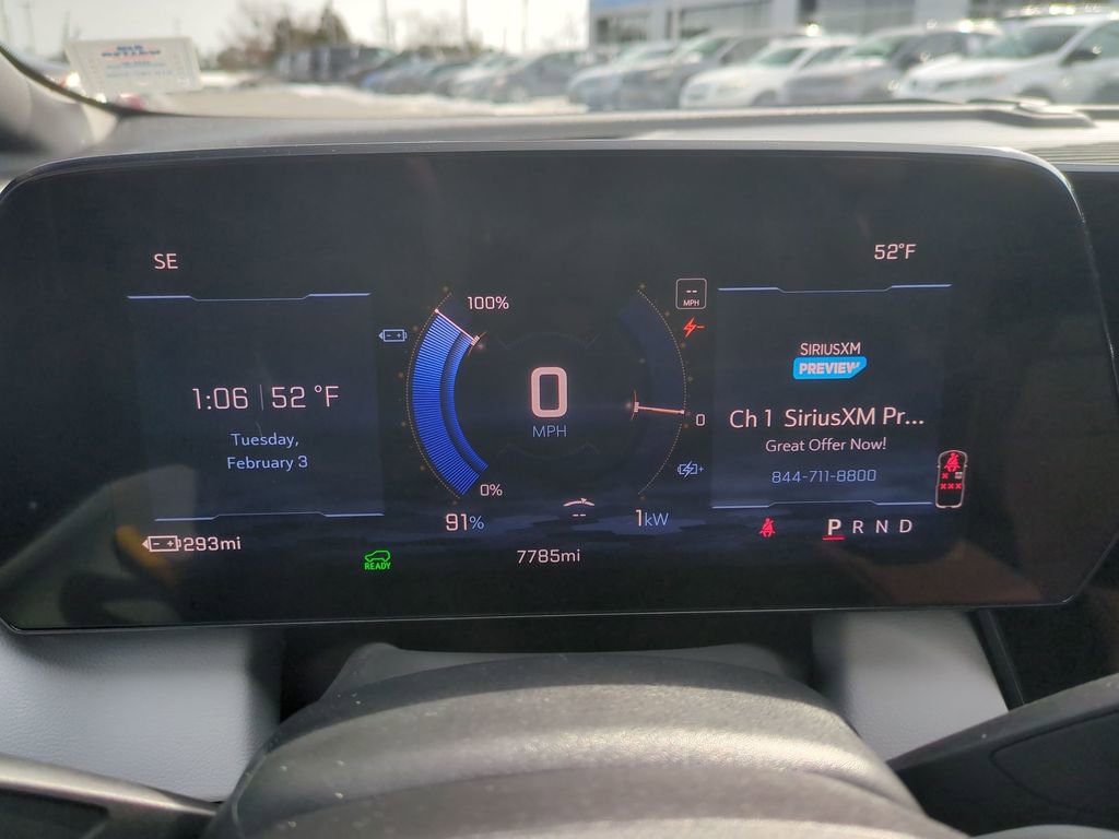 Used 2025 Chevrolet Equinox EV LT image 16