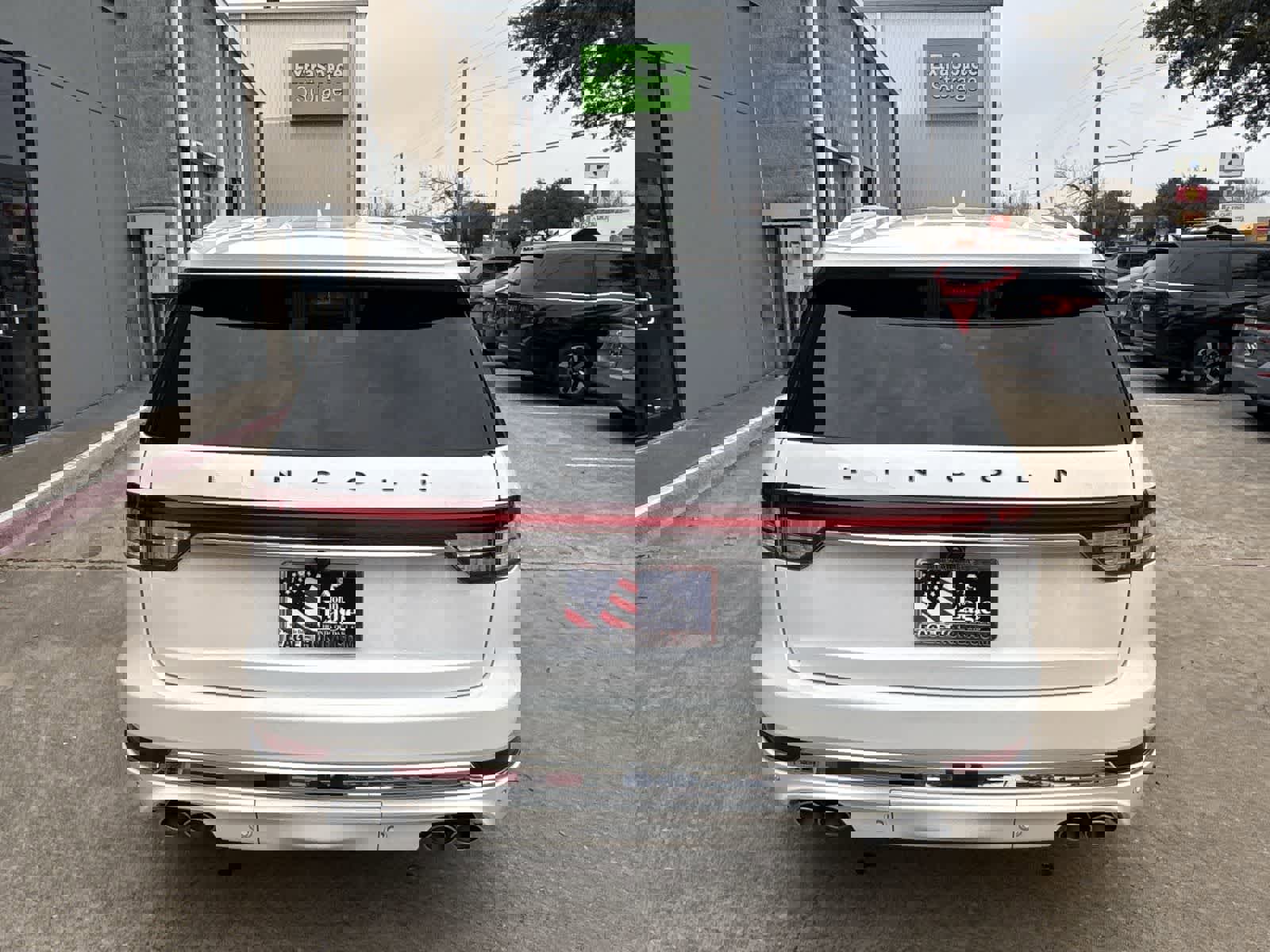 Used 2022 Lincoln Aviator Black Label w/ Dynamic Handling Package image 13