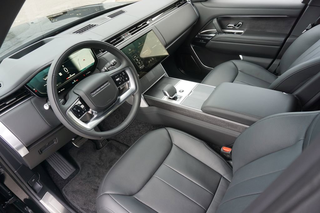New 2025 Land Rover Range Rover Autobiography image 18