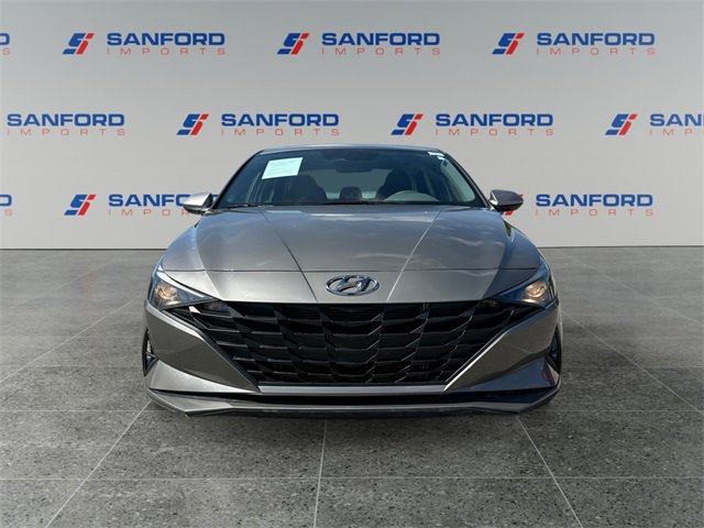 Used 2023 Hyundai Elantra Blue w/ Preferred Accessory Package image 8