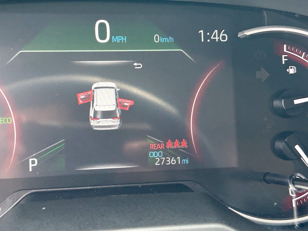 Used 2025 Toyota RAV4 XLE Premium FWD image 17