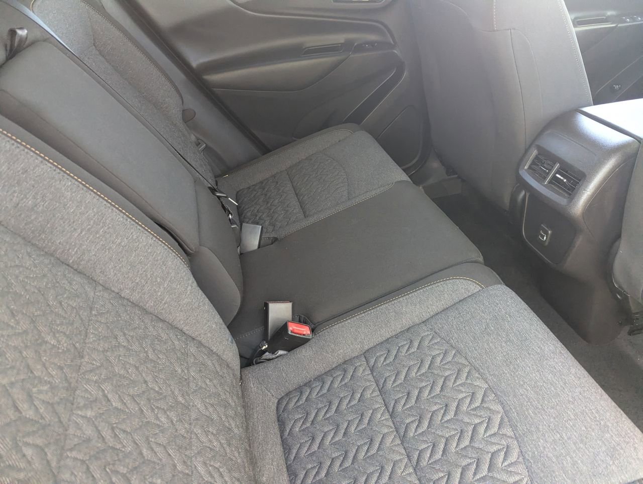 Used 2024 Chevrolet Equinox LT image 8