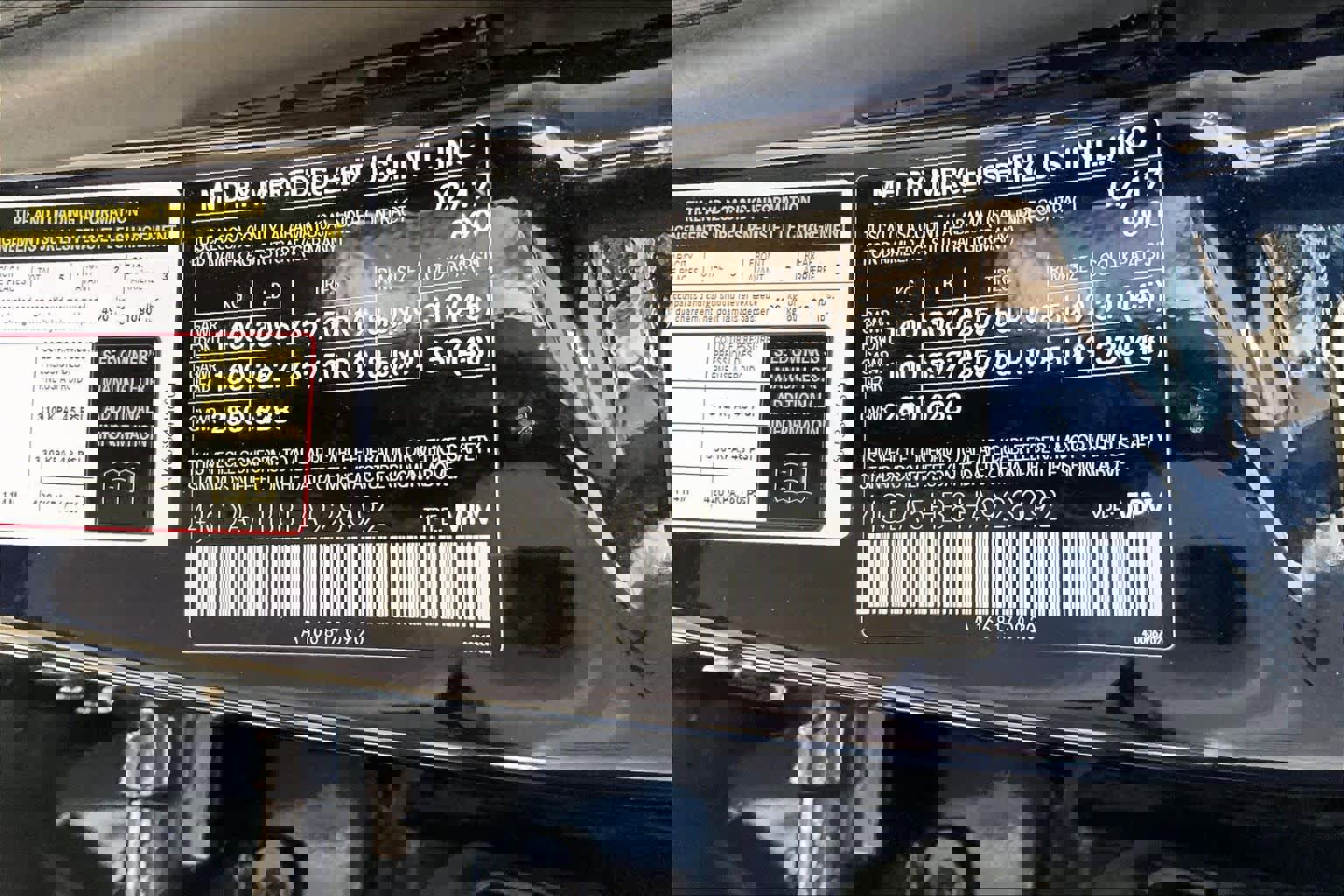 Used 2017 Mercedes-Benz GLE 350 4MATIC w/ Premium 2 Package image 34