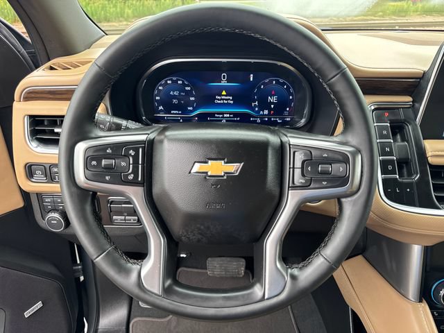 Used 2024 Chevrolet Tahoe Premier w/ Premium Package AWD/4WD image 15