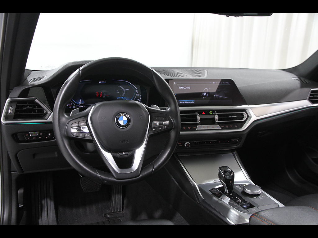 Used 2021 BMW 330e xDrive w/ Premium Package AWD/4WD image 7