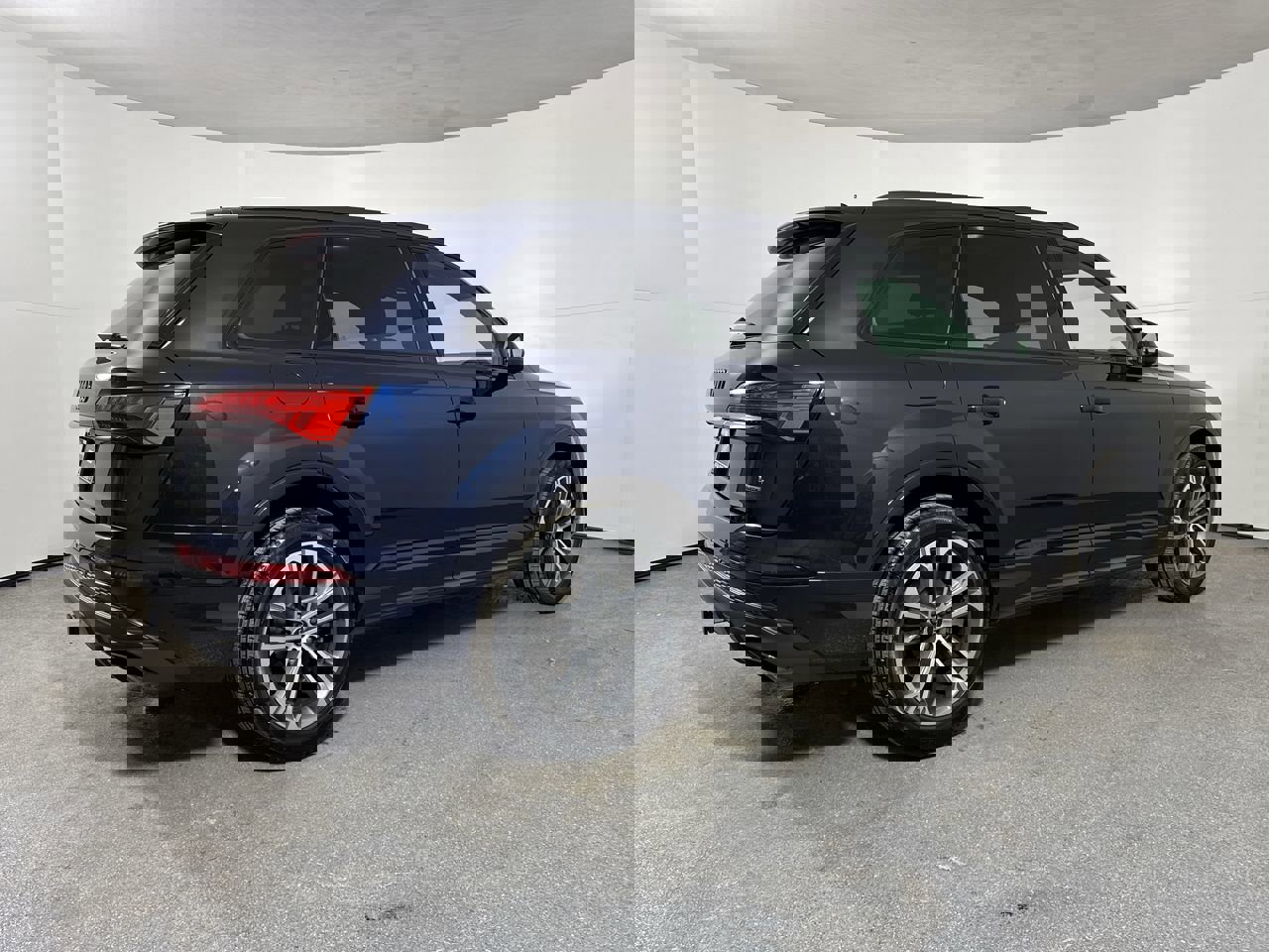 Used 2025 Audi Q7 2.0T Premium Plus w/ Premium Plus Package image 36