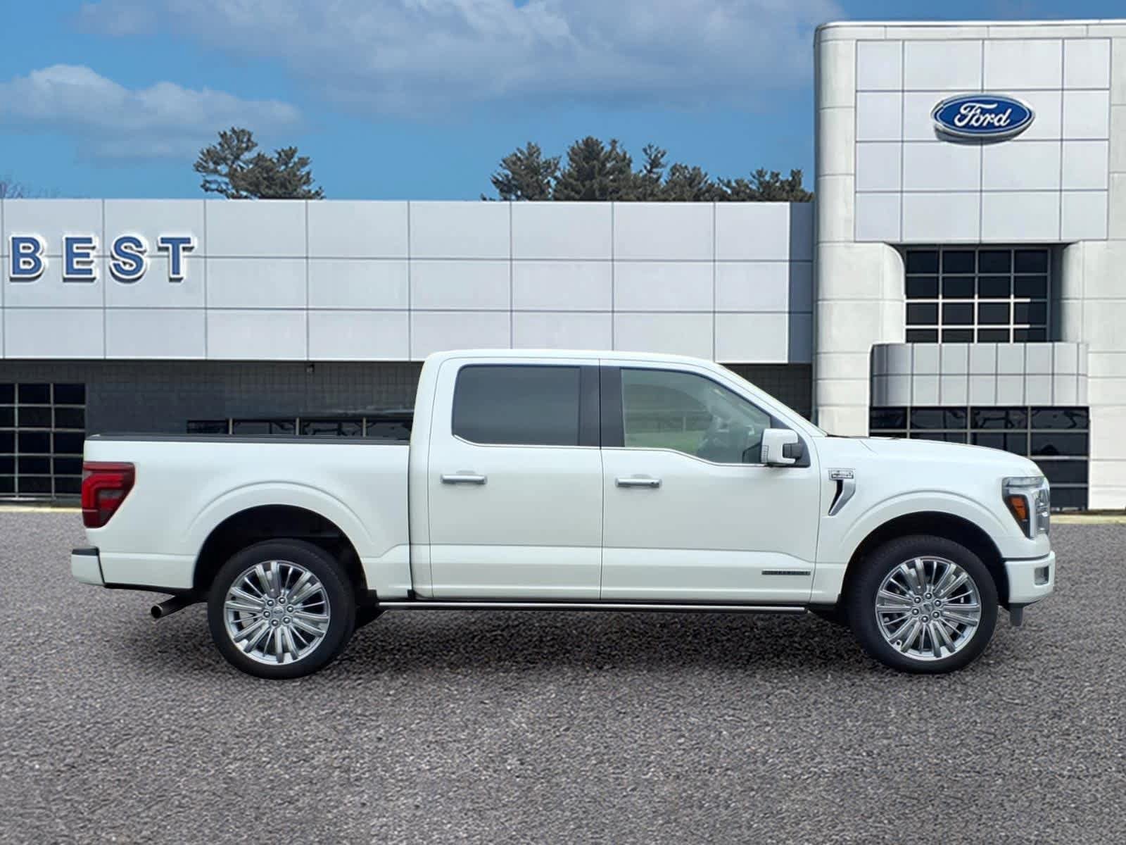 Used 2024 Ford F150 Platinum w/ Equipment Group 703A Plus AWD/4WD image 8