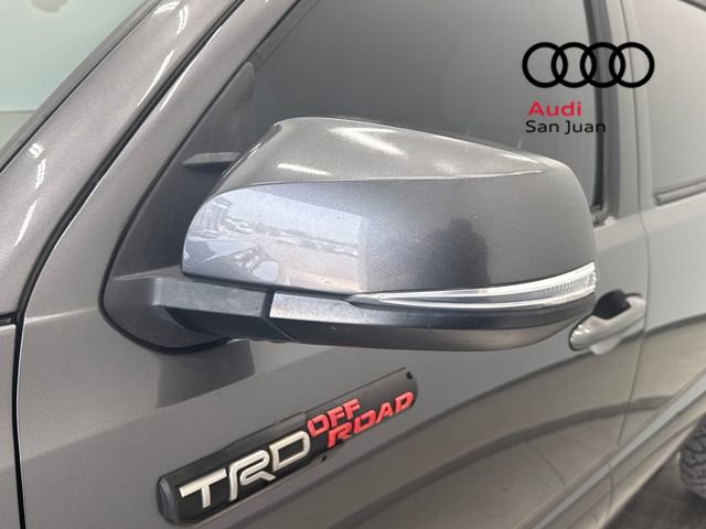 Used 2018 Toyota Tacoma TRD Off-Road w/ Technology Package AWD/4WD image 7