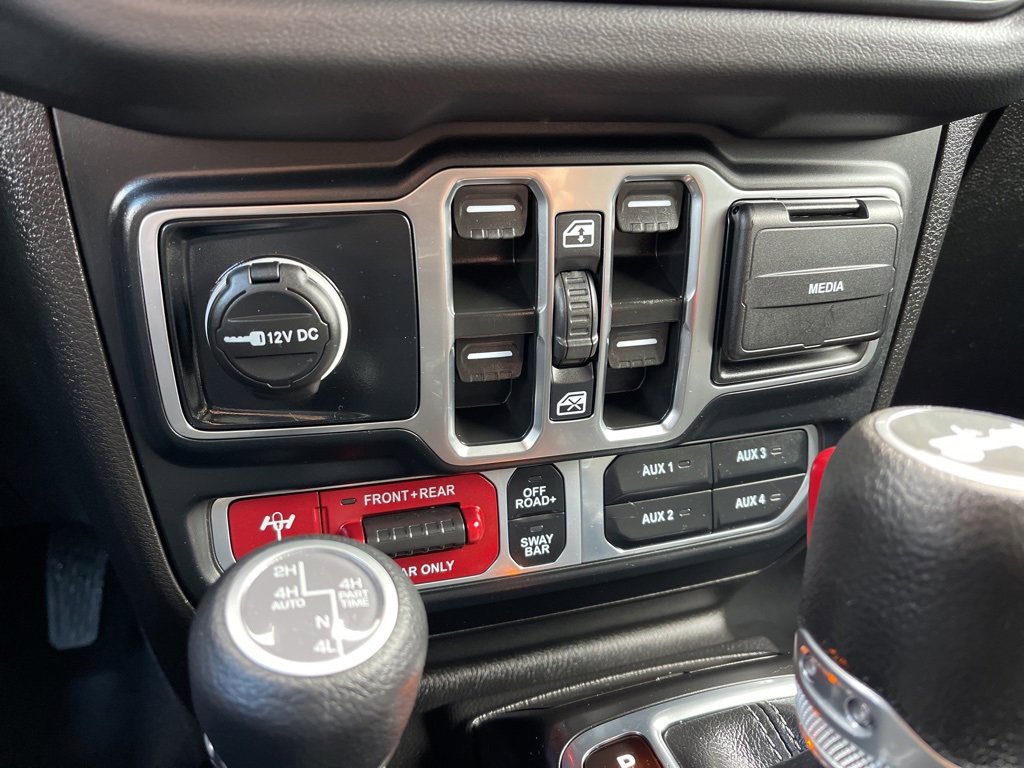 Used 2024 Jeep Wrangler Unlimited Rubicon 4xe w/ Convenience Group image 13