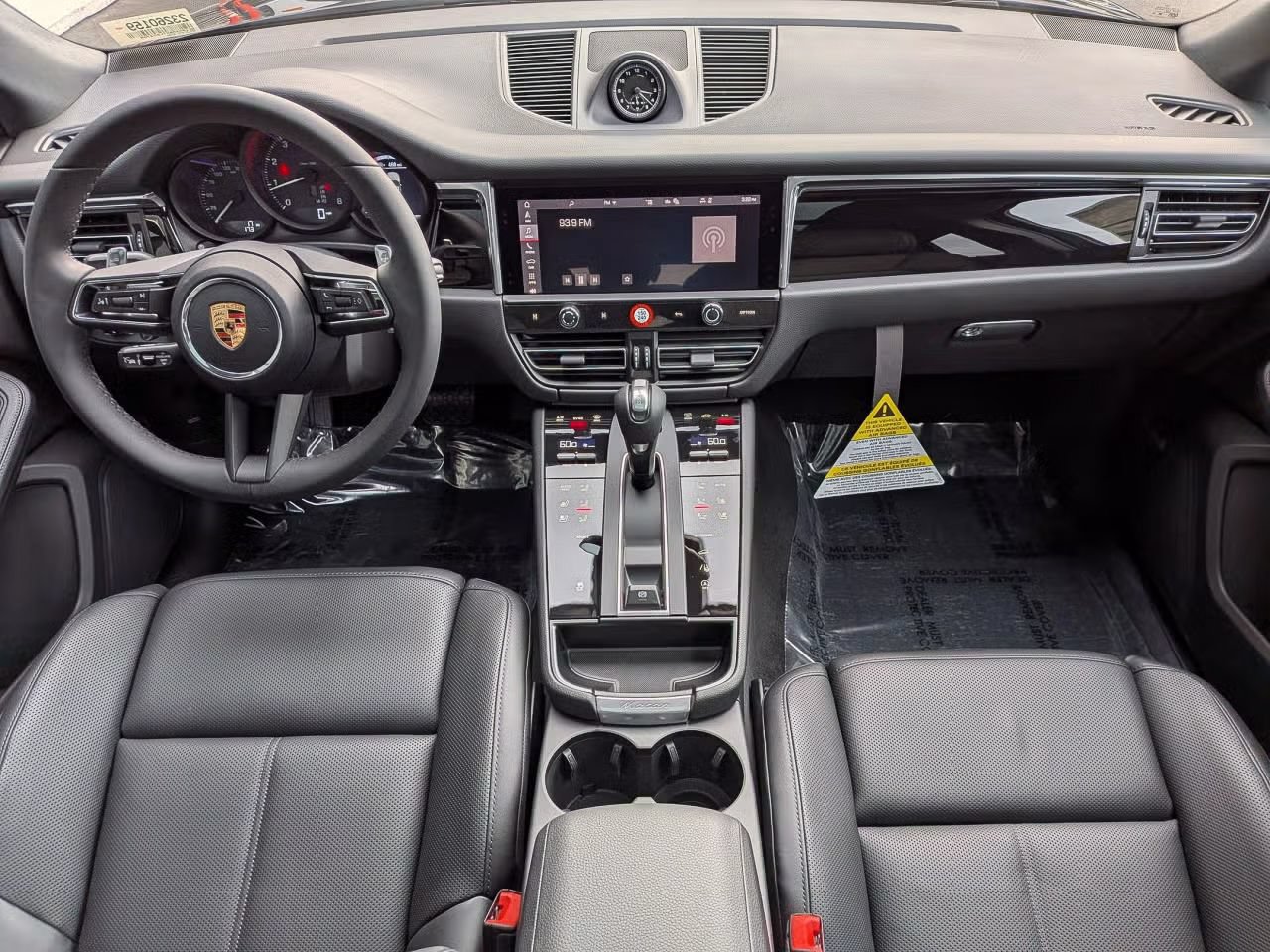Certified 2026 Porsche Macan AWD/4WD image 21
