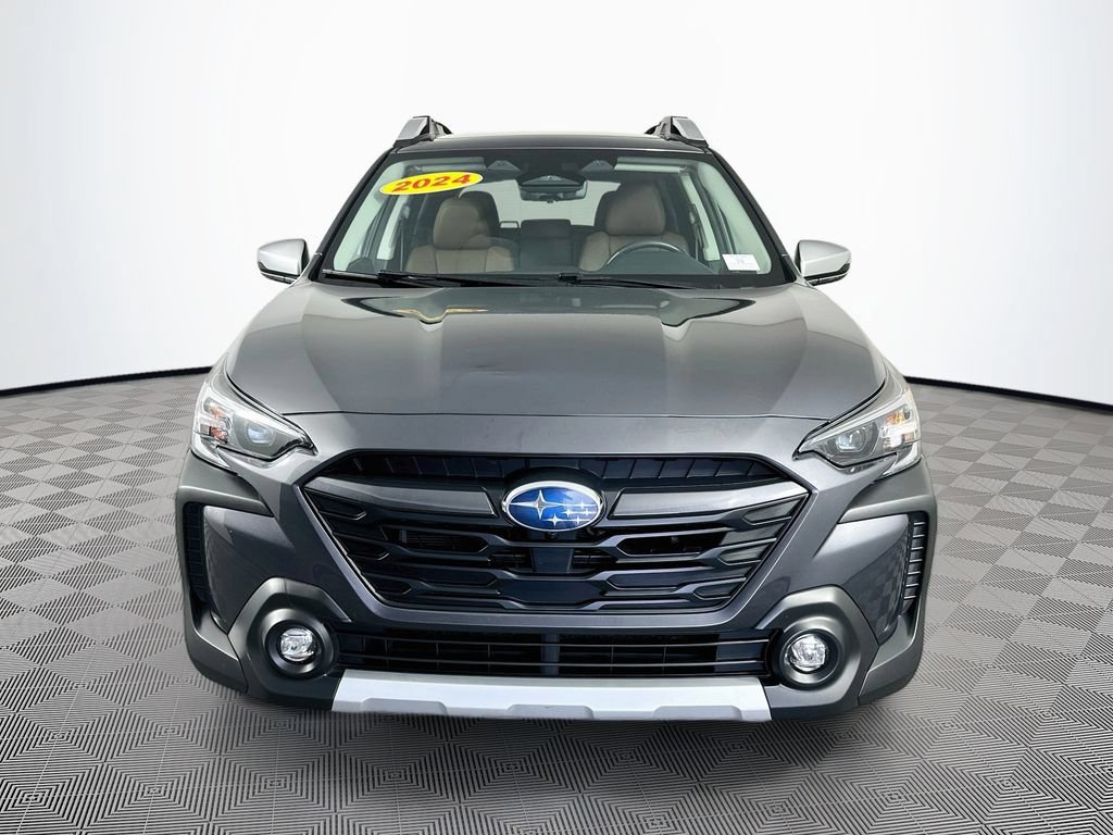 Used 2024 Subaru Outback Touring AWD/4WD image 4