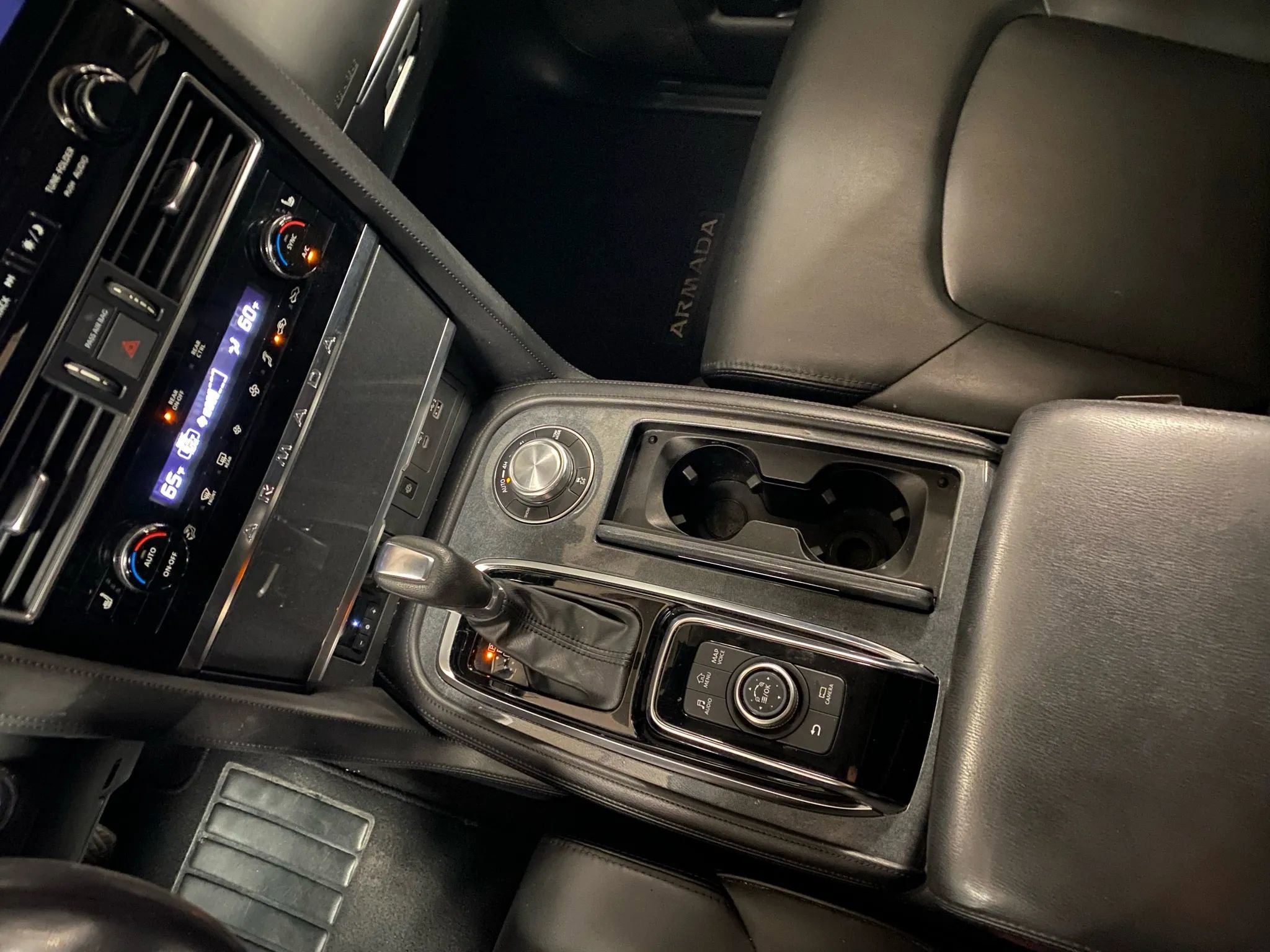 Used 2021 Nissan Armada SV image 13