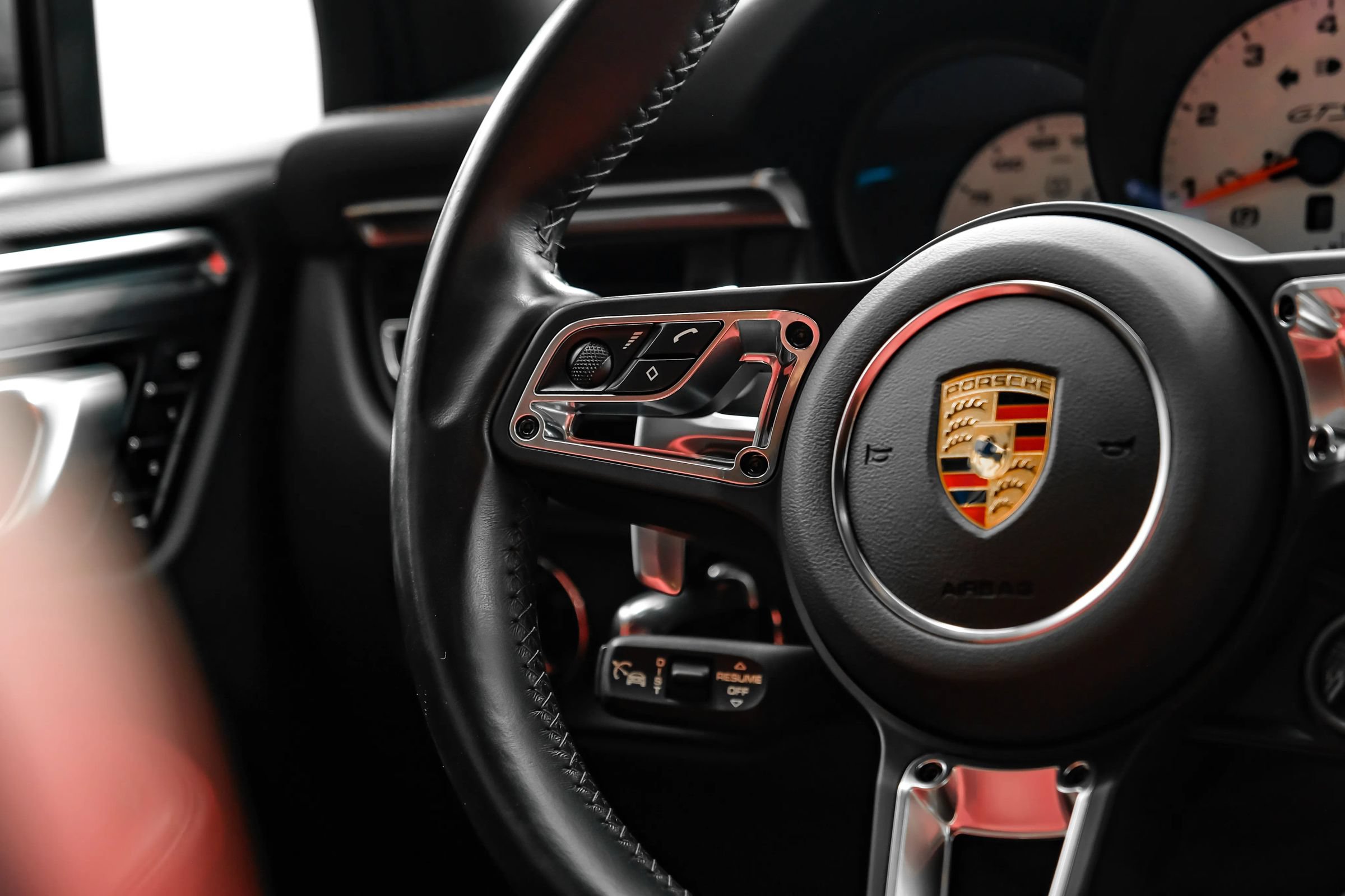 Used 2021 Porsche Macan GTS AWD/4WD image 15