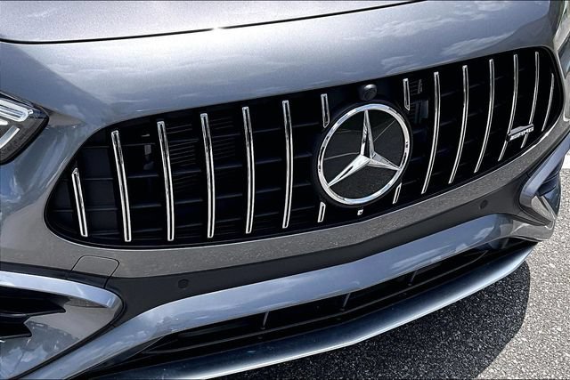 Used 2024 Mercedes-Benz GLA 35 AMG 4MATIC image 34