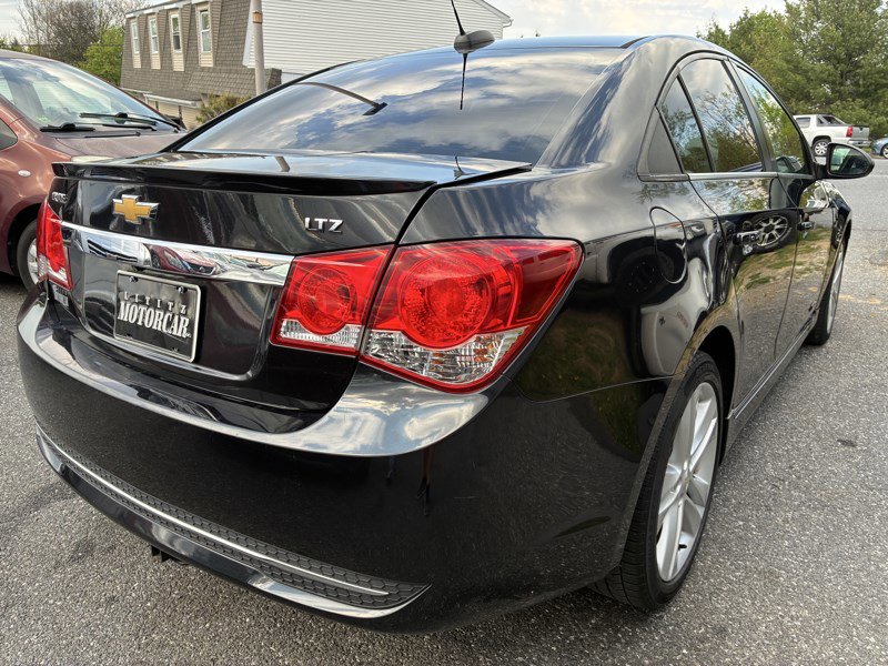 Used 2015 Chevrolet Cruze LTZ w/ Sun, Sound and Sport Package FWD image 6